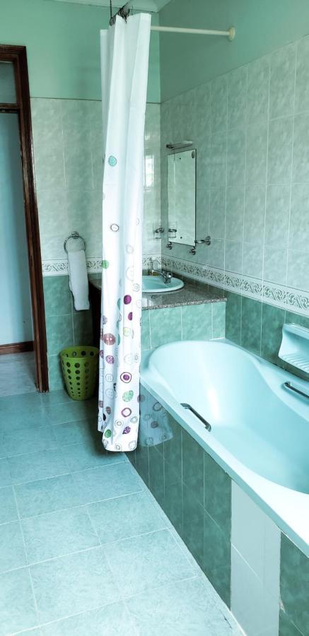 Family Nest Guesthouse Кисуму Экстерьер фото
