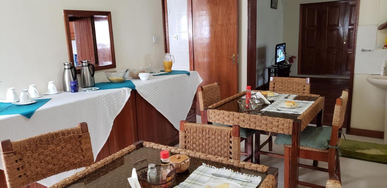 Family Nest Guesthouse Кисуму Экстерьер фото