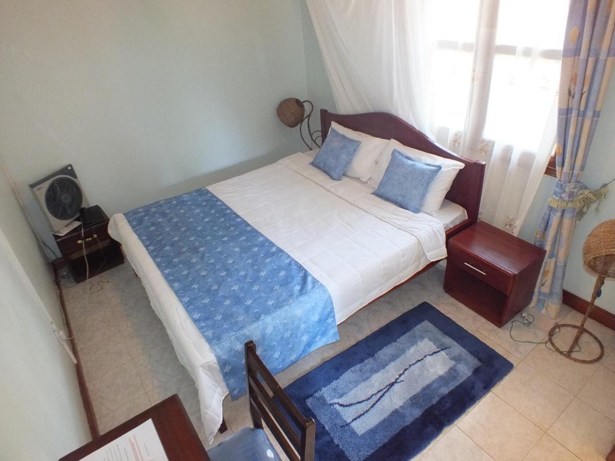Family Nest Guesthouse Кисуму Экстерьер фото